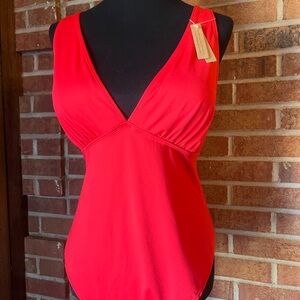 Shapellx Women XXL Red V Neck Sleeveless Crisscross Back Bodysuit NWT DAMAGED